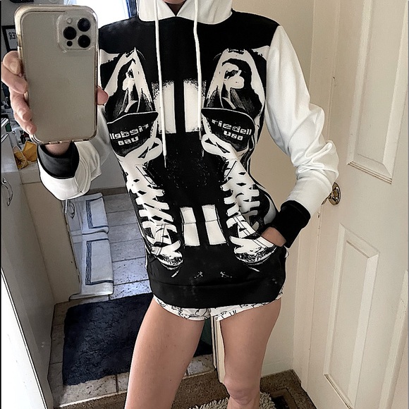 NA - Picture 2 of 16